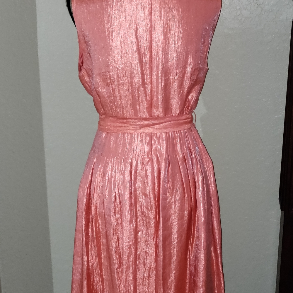 Dress - Picture 5 of 8